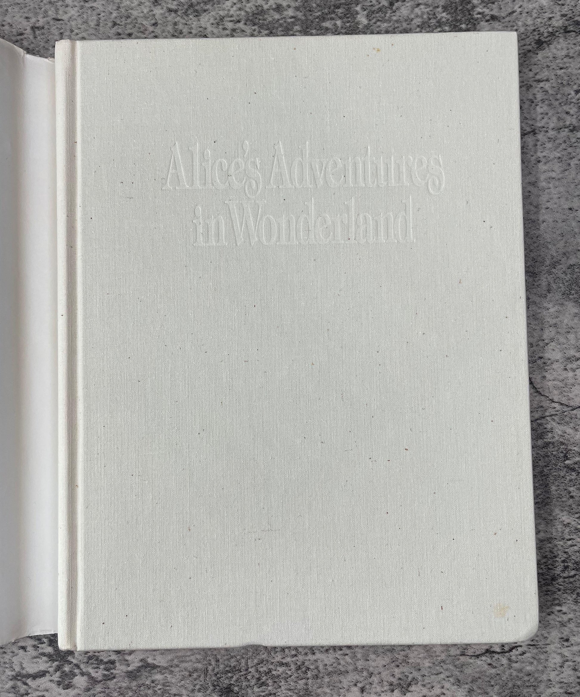 Alice's Adventures in Wonderland (The Ultimate Illustrated Edition) / 1989 - Precious Cache