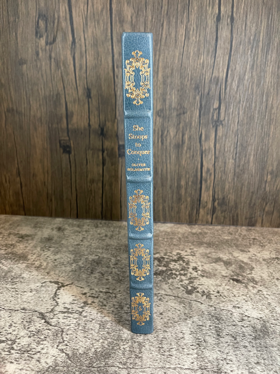 She Stoops to Conquer / The Easton Press / 100 Greatest Books / 1978 - Precious Cache