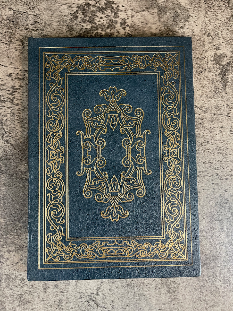 She Stoops to Conquer / The Easton Press / 100 Greatest Books / 1978 - Precious Cache