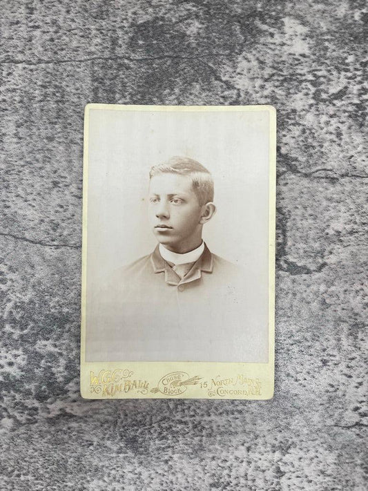Cabinet Card Photo of a young man in a suit and tie - Precious Cache